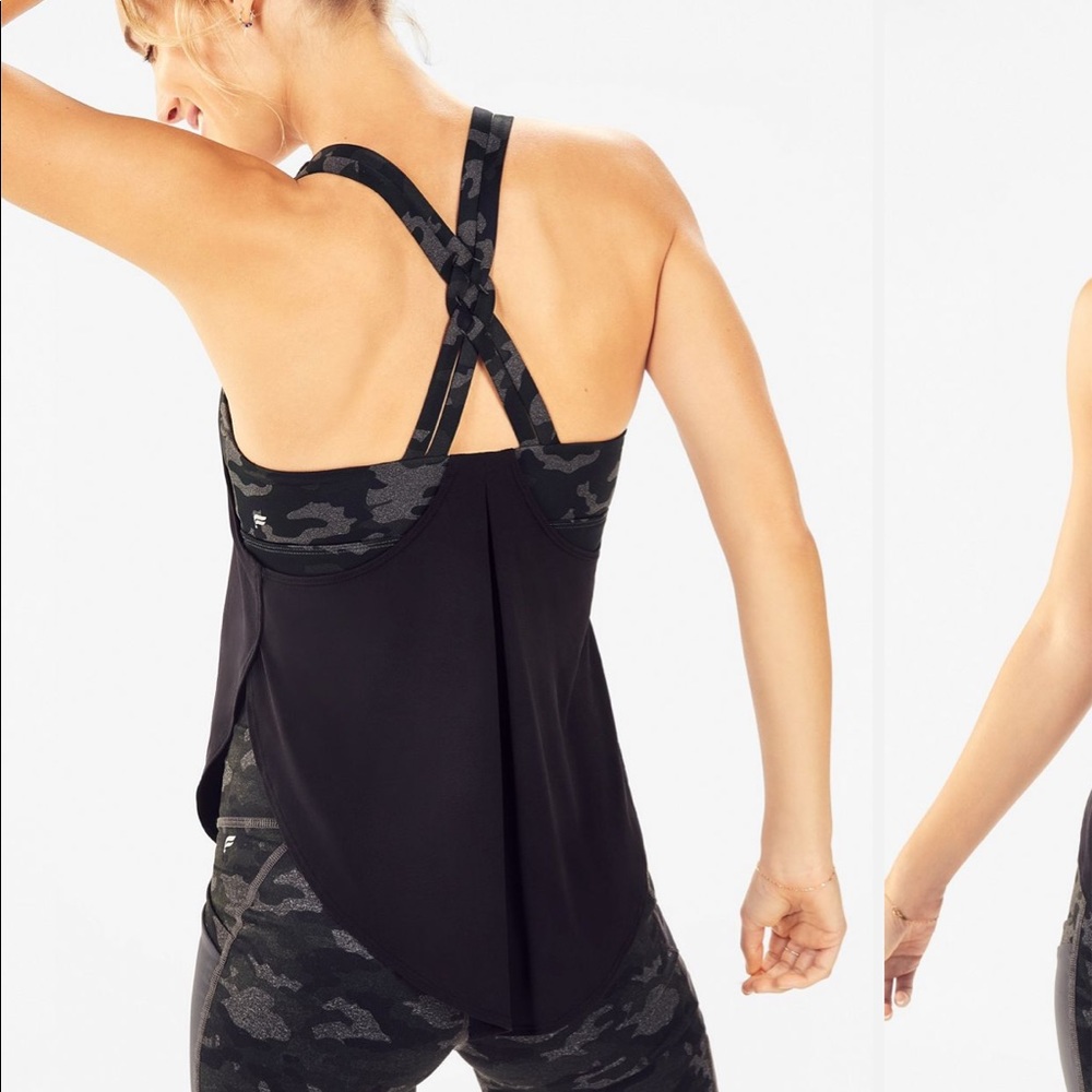 Fabletics Giselle Powertouch Light Built-In Bra Swing Tank